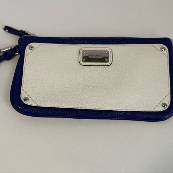 Nine West wristlet wallet - Picture 1 of 11